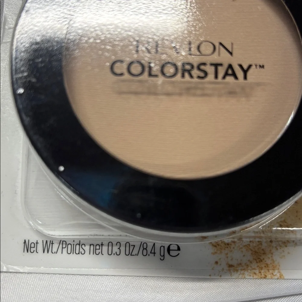 Revlon ColorStay 16 hour Pressed Powder 820 light pale shine free concealer